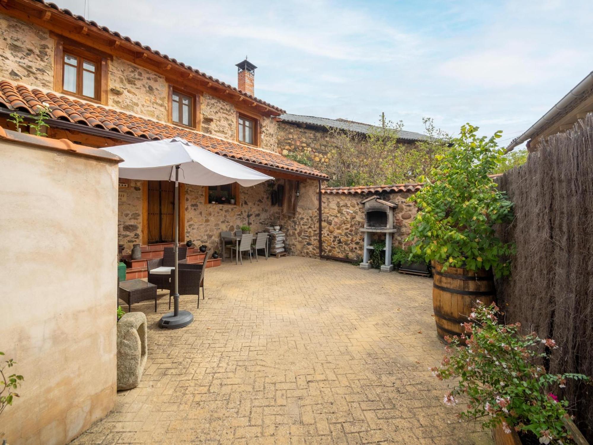Belvilla By Oyo Casa Rural Leon II La Omanuela Exterior photo